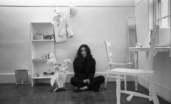 jorinavanderlaan:Yoko Ono, Half-A-Room, Lisson