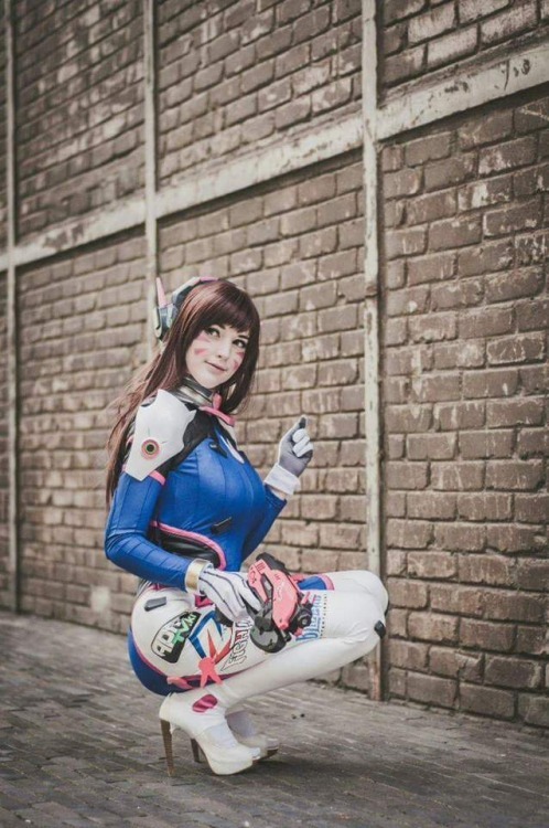 cosplayiscool:More @ http://cosplayiscool.tumblr.com