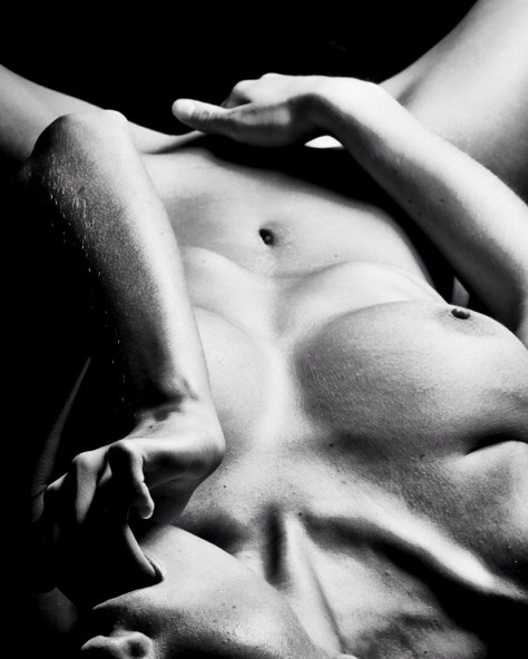 sydneyladdd:  Sensuality. Photo of Sydney Ladd 