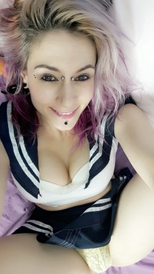 O0Pepper0O: Vote For Me This Week In The Back To School Contest Only On Manyvids!