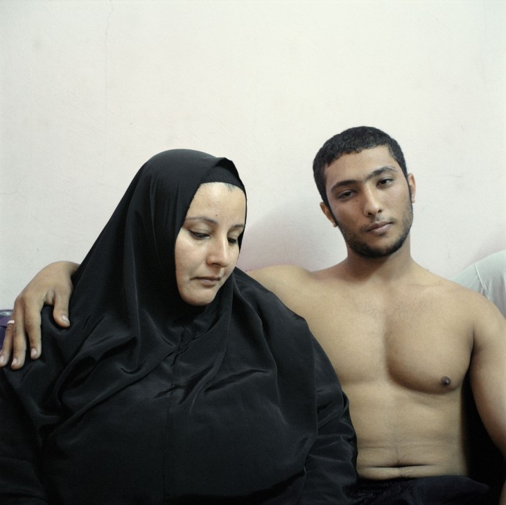 hopeful-melancholy:  Egyptian bodybuilders pose with their mothers. In Egypt, perfecting