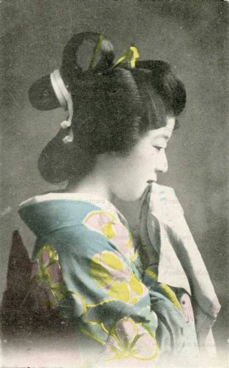 Young woman with Genroku 元禄 hairstyle - colorised side-view - Japan - 1900s