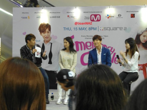 mongji-fan:  joan-loves-rm:  Emergency Couple Singapore Hi-5 session 15th May 2014(2)  Heard about w
