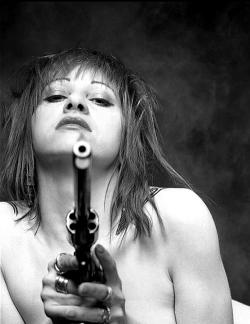 Hollywoodgoestofrankie-Blog:  Lydia Lunch, Photographed By Edward Colver, During