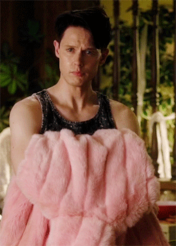 matteofiorenzi: #SaveDirkGently ChallengeDay 9 - Favorite Dirk Outfit/Jacket: The pink furcoat&ldquo