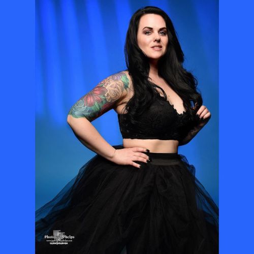 From the first shoot with @ms.sinister.rose  :-) it’s Saturday hope you all have fun today.  #photosbyphelps #black #goth #tattoo #tattooedgirls  #model #baltimore #imakeprettypeopleprettier www.jpphotosbyphelps.com  (at House of Photography Studio)