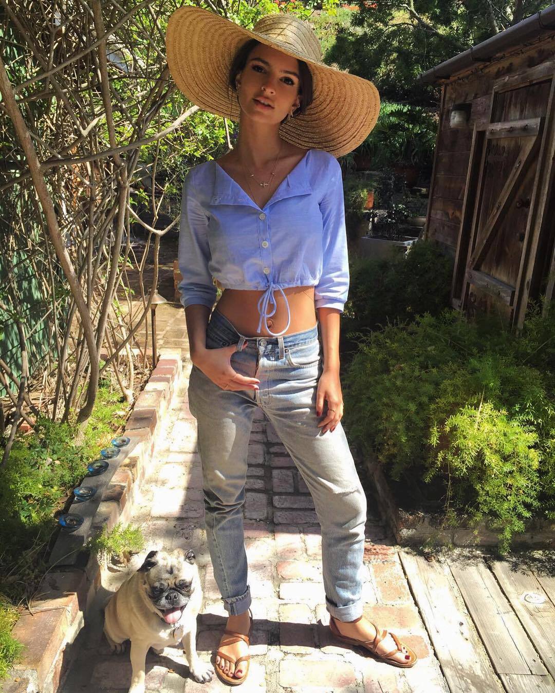 emsratajkowski:  emrata: Moose n me #cultofmoose