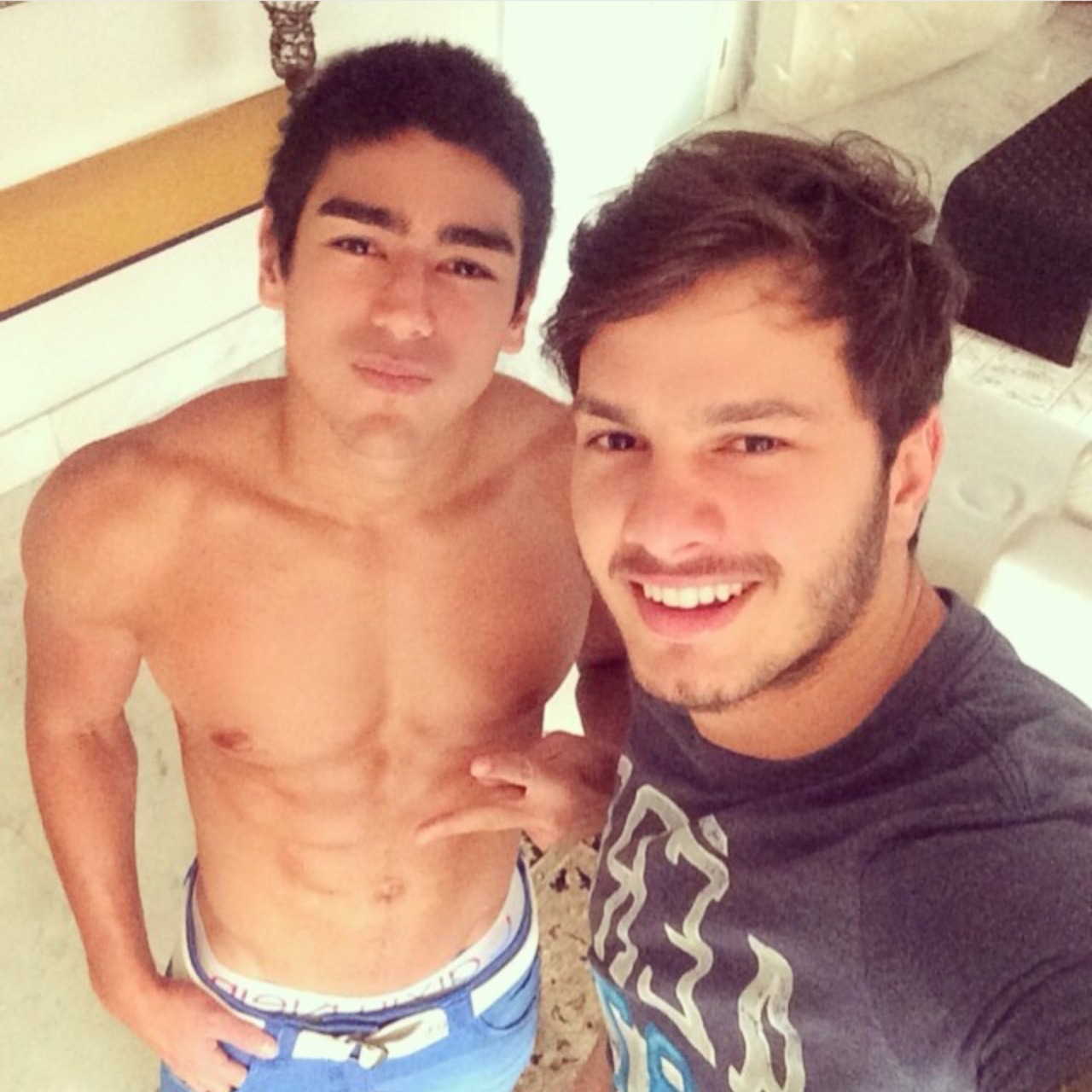 pecstacular:     Paulo Roberto Prestes Jr is a young sexy Brazilian footballer who