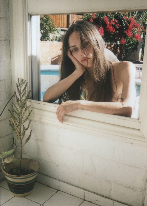 smells-like-teens-spirit:Charlotte Jane by Jason Lee Parry