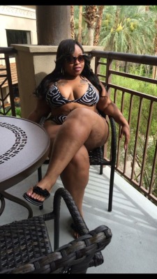 Thick Women/ Bbws