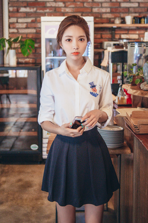 kormodels:  Park Soo Yeon