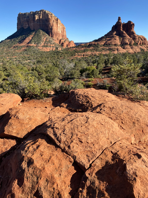 Sandstone boulders along the Vista Trail in the red rock country near Sedona, Arizona.