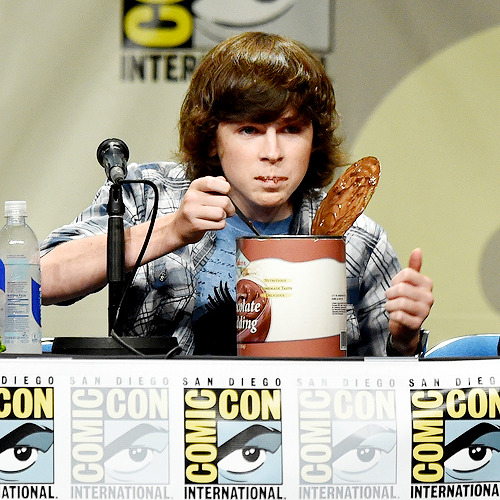 thewalkinggifs:  Chandler Riggs attends AMC’s ‘The Walking Dead’ panel during