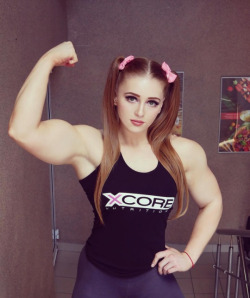 musclemaidens:  Dollface 💪💪