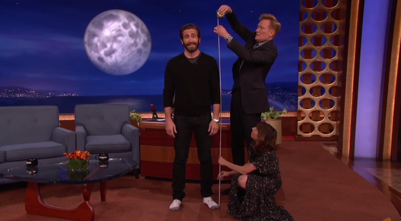 Jake Gyllenhaal’s Height Remains A Mystery And More Late Night LeftoversA prank call with Jessica Alba, an emotional interview with Miley Cyrus, kids take on the 2016 presidential race, and more.