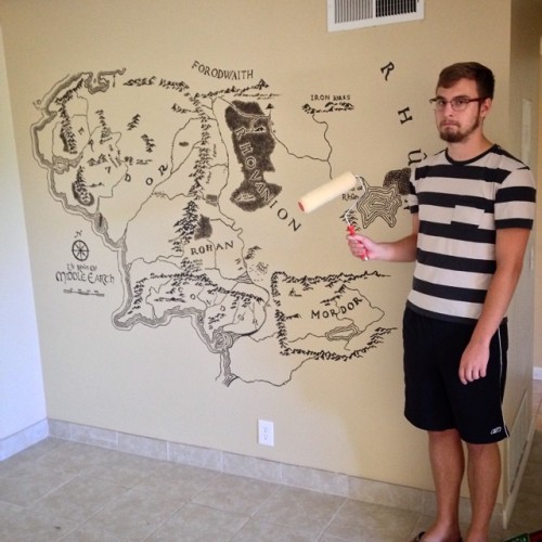 wolvencrie:  cecilyjeanne:  stunningpicture:  Moving out of the apartment  This is, without a doubt, the saddest photo I have ever seen in my ENTIRE LIFE.  What is sadder is I don’t know what map this is and what game it goes to.  It’s not from