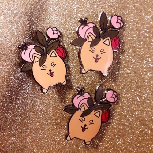 I made new pins :) ! You can get one of these babies on my shop :) Before april I’ll move on s