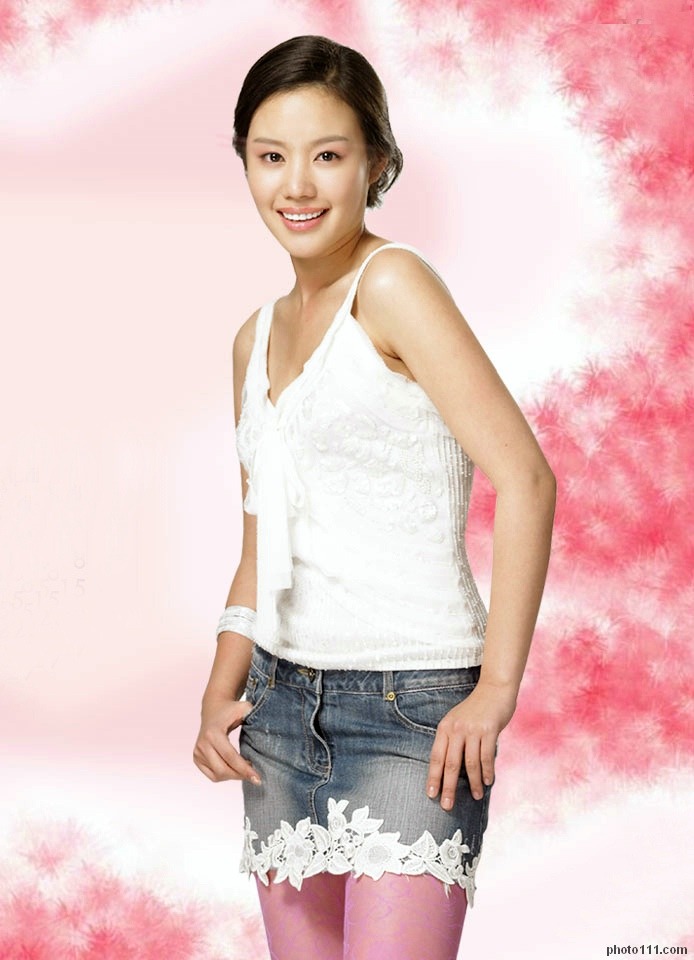 South Korean model/actress Kim Ah-joong