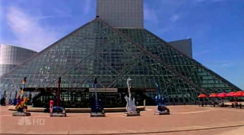 The Rock and Roll Hall of Fame and Museum, in 30 Rock, Cleveland, S01E20, 2007 (feat. Tina Fey, Alec