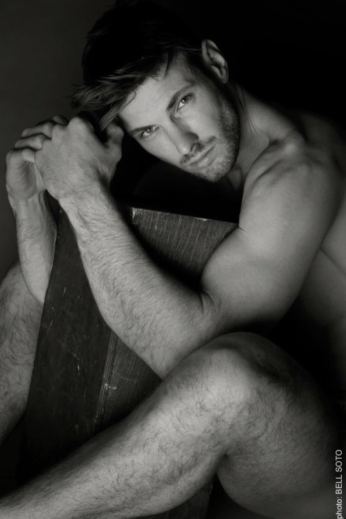  James Collins 