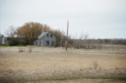 goldenprairies:abandoned houses &amp; highway crosses