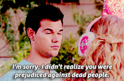 chaneloberlyn: Cassidy: I’m the Green Meanie and I’m in love with you. And I’ve decided I’m not goin