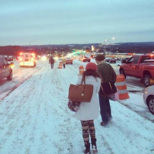 askexquisitetwi:  darklyspectre:  facade-the-slacker:  Alabama right now during this huge snow storm.  This is what we are currently going through right now.  holy shit.  No offense but don’t you guys have winter tires? I have driven through more