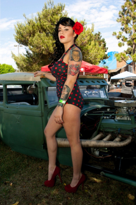 Hot Tattooed Girls