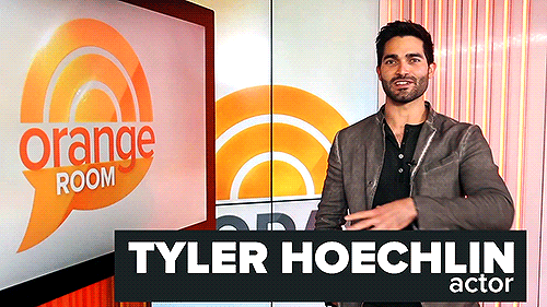 hoechloin:#hot weatherman derek hale