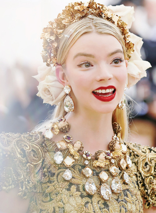 jayhasltud:ANYA TAYLOR-JOY attends the Heavenly Bodies: Fashion &amp; The Catholic Imagination Costu