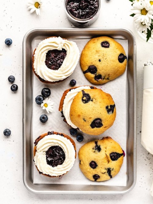 sweetoothgirl:Blueberry Whoopie Pies