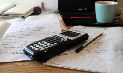 hermoineandellewoods:  Mathematics + tea and snacks. 