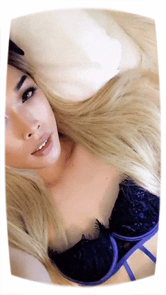 taradoalado:  mistressandtranslesbiannatalie:  Shhsh.. Can you keep my little secret?