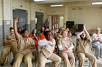 maurasto:  lauraslittlespoon:Improv     Class: You’re in a grocery store returning