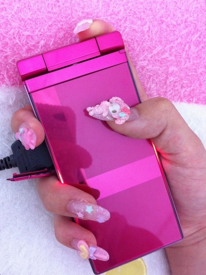 chanel-lolita:  ꒰ᴒ̴̶̷̤᷇ .̫ ᴒ̴̶̷̤᷆꒰