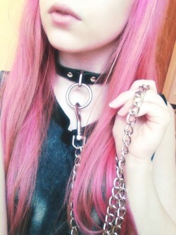 small-fawn:  I feel so cute wearing this collar ;3; 