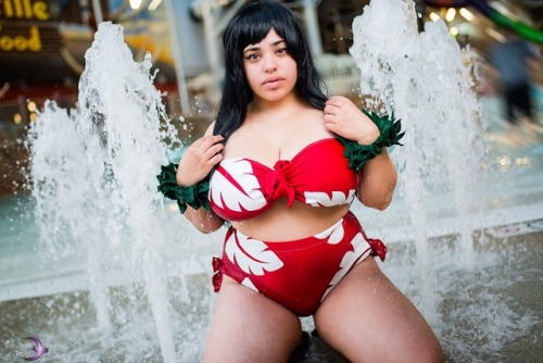 My LILO Swimsuit from ColossalCon East! Photograph by Insomniacs Dream Productionshttps://patreon.