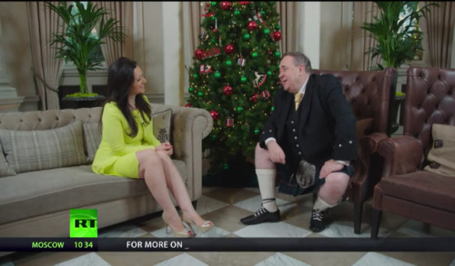 suruatgip: Alex Salmond wearing kilt in his show on russian tv.  Unfortunately, the camera was not i