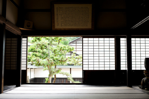 定勝寺 内部 (Jyousyouji Interiors) 2 by wakyakyamn on Flickr.