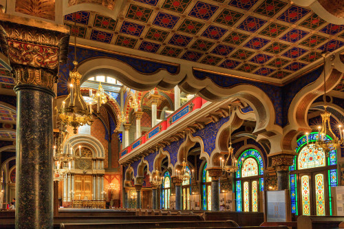 firsttemple:The youngest and at the same time the largest synagogue in Prague, the Jubilee Synagogue