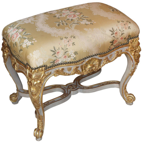 aperfumedpearl:French Gilt and Painted silk Bench