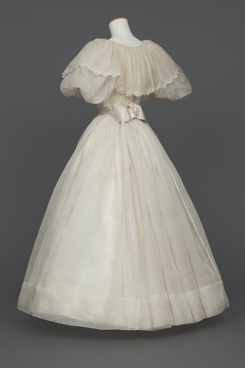 historicaldress:Wedding Dress, 1895White organdy wedding dress; bodice top fastens down front, c