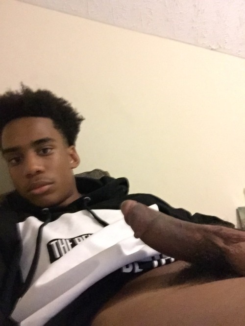 theoriginallingling:  👅