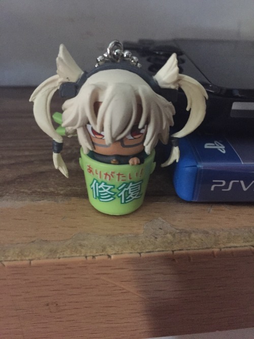 Musashi in a bucket. Lets play some Kantai Collection!