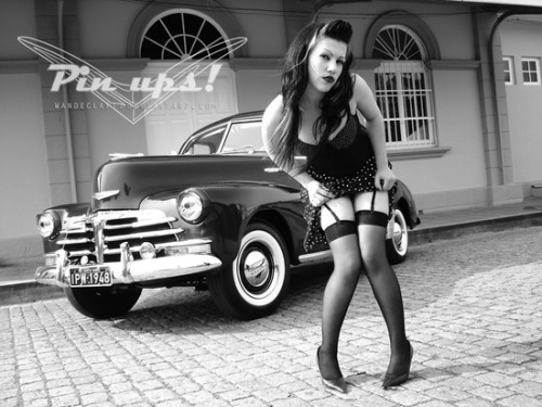 alternative-pinup:Alternative Pinup alternative-pinup.tumblr.com/She begs to get in my car. I