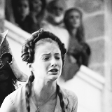 filmeditors:“My poor sweet Sansa… why would anyone do this to her?”