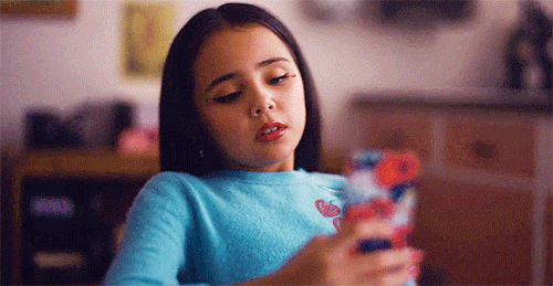 harley-quinss:Young Maddy’s makeup looks in ’’03 Bonnie and Clyde’’ (E