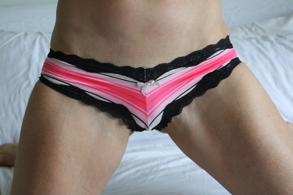 VS Pink