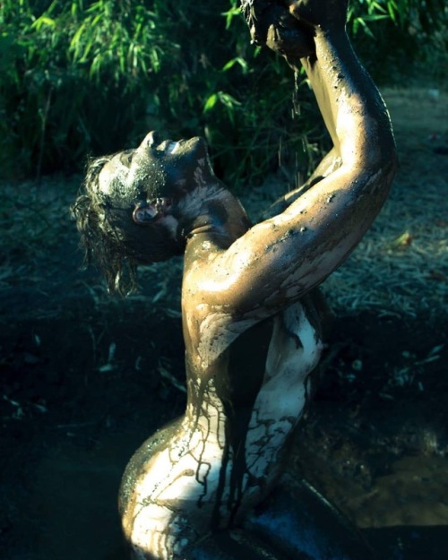ms.muff_itBy far my favorite photo shoot! There&rsquo;s just nothing quite as cleansing as a mud