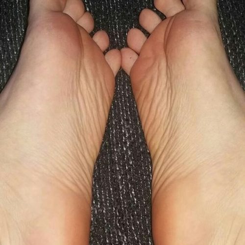 Shout out!!!Submission from @_boysfeet_ Size 43 #boyfeet #boytoes #boysoles #adoreboyfeet #love